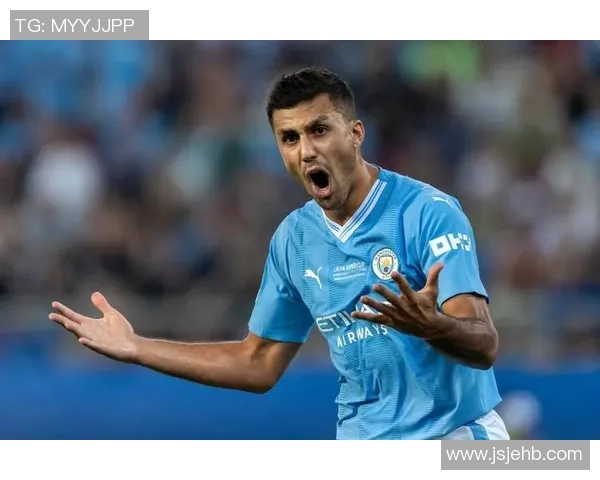 八号球员的魅力与贡献 足球场上不容忽视的中场大师