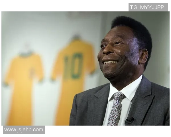 贝利独特踢球风格解析:技术与智慧结合的足球天才 贝利独特踢球风格解析:技术与智慧结合的足球天才