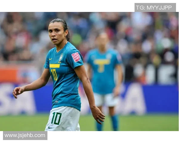 世界足球历史上的最伟大女球员是谁她的传奇成就与影响力有多深远 世界足球历史上的最伟大女球员是谁她的传奇成就与影响力有多深远